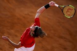 爱游戏在线-年终总决赛翻盘ATP总决赛，西西帕斯统治全场的简单介绍