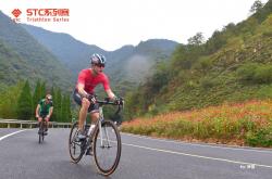 AYXapp下载-关于铁人三项：法国选手稳坐第一的信息