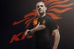 爱游戏官网-跨界称王，从NBA季后赛到欧冠决赛，新一代接管者如何定义唯一