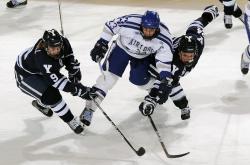 爱游戏官方入口-逆流而上，上海队冲垮独行侠，切特成破局关键先生