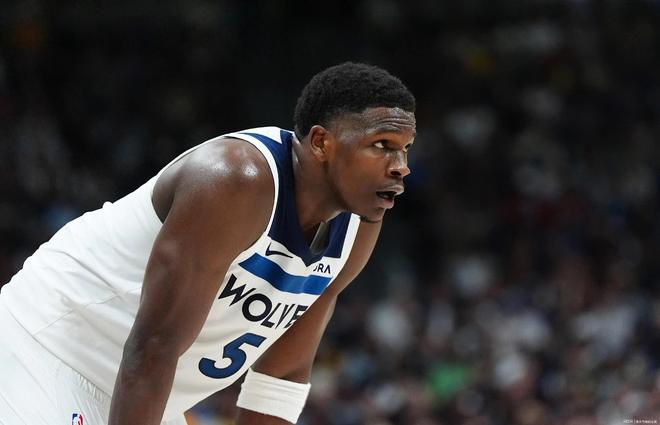 华德福德客场大胜，提升排名的简单介绍