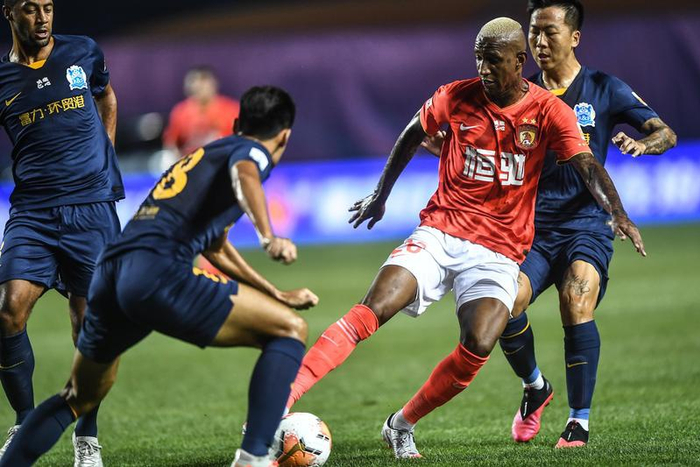 西班牙男篮队兵不血刃,轻松取胜 西班牙男篮队兵不血刃,轻松取胜