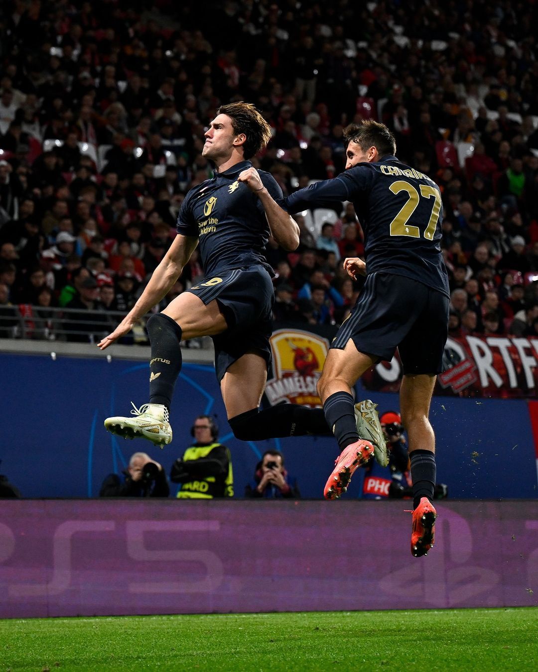 包含莱比锡红牛完胜荷兰,弗拉霍维奇爆发神勇的词条 包含莱比锡红牛完胜荷兰,弗拉霍维奇爆发神勇的词条