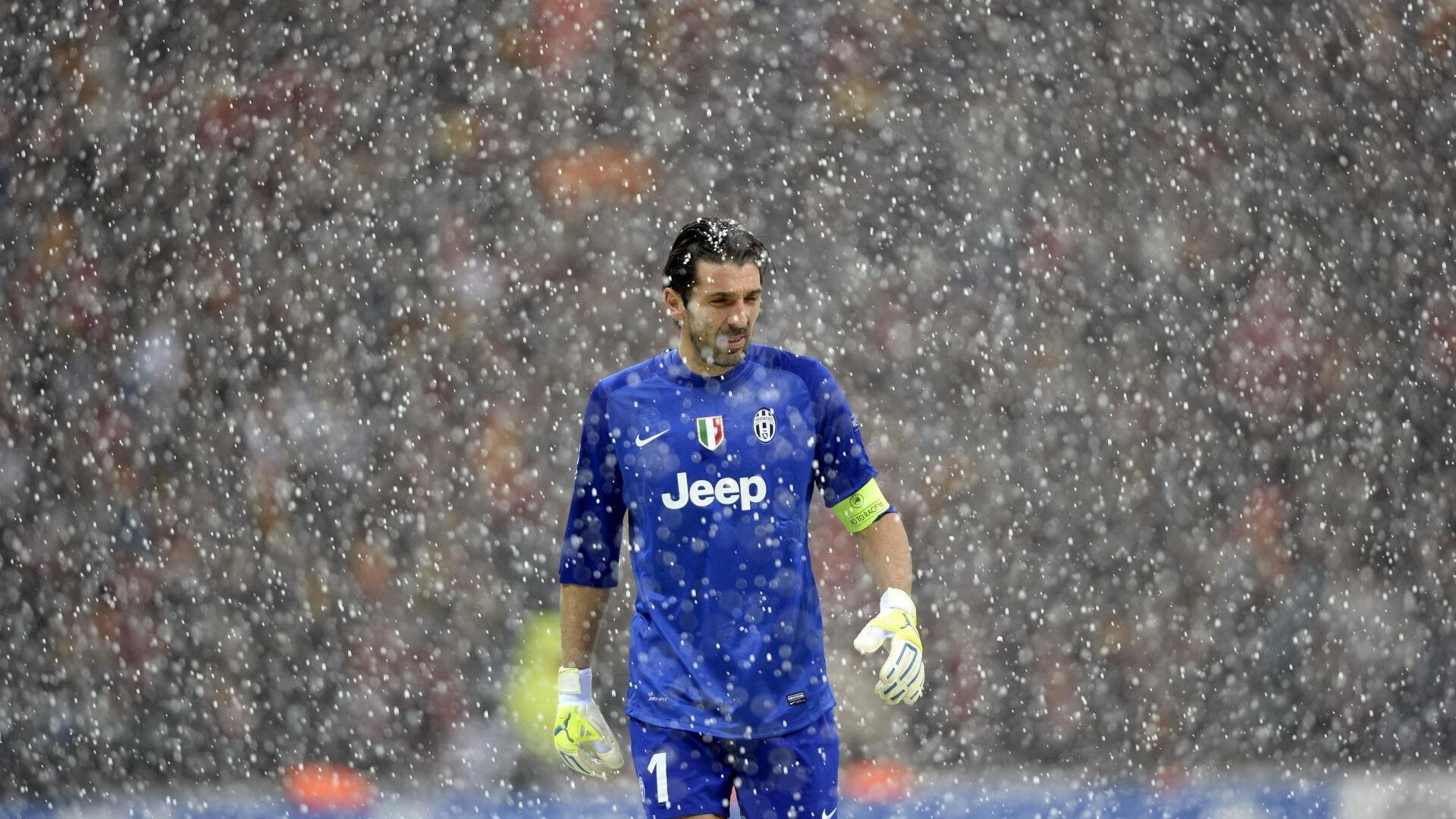 当枫叶与银河相遇,阿圭罗赛后评分拉满,一场跨越次元的加拿大对阵皇马