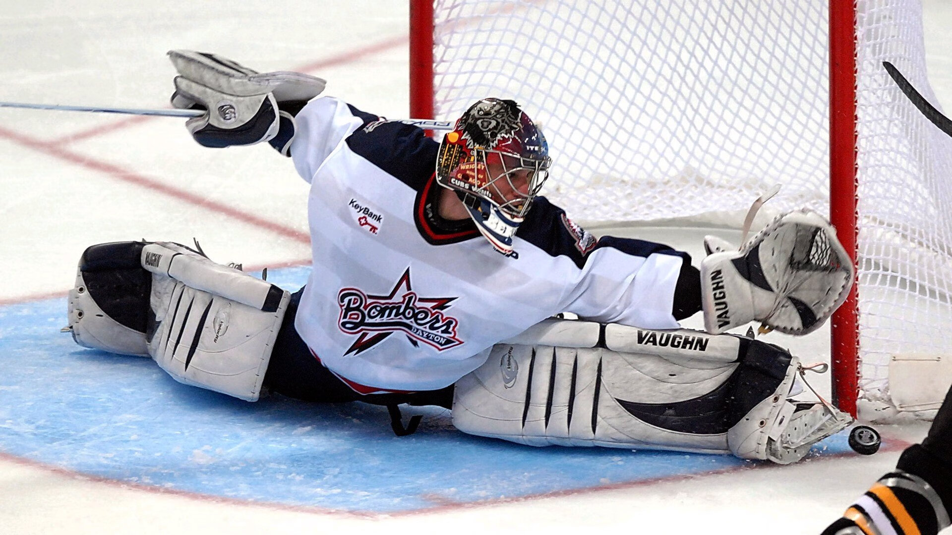 从华沙到科纳克里，卡马文加，在世界的裂缝中起舞